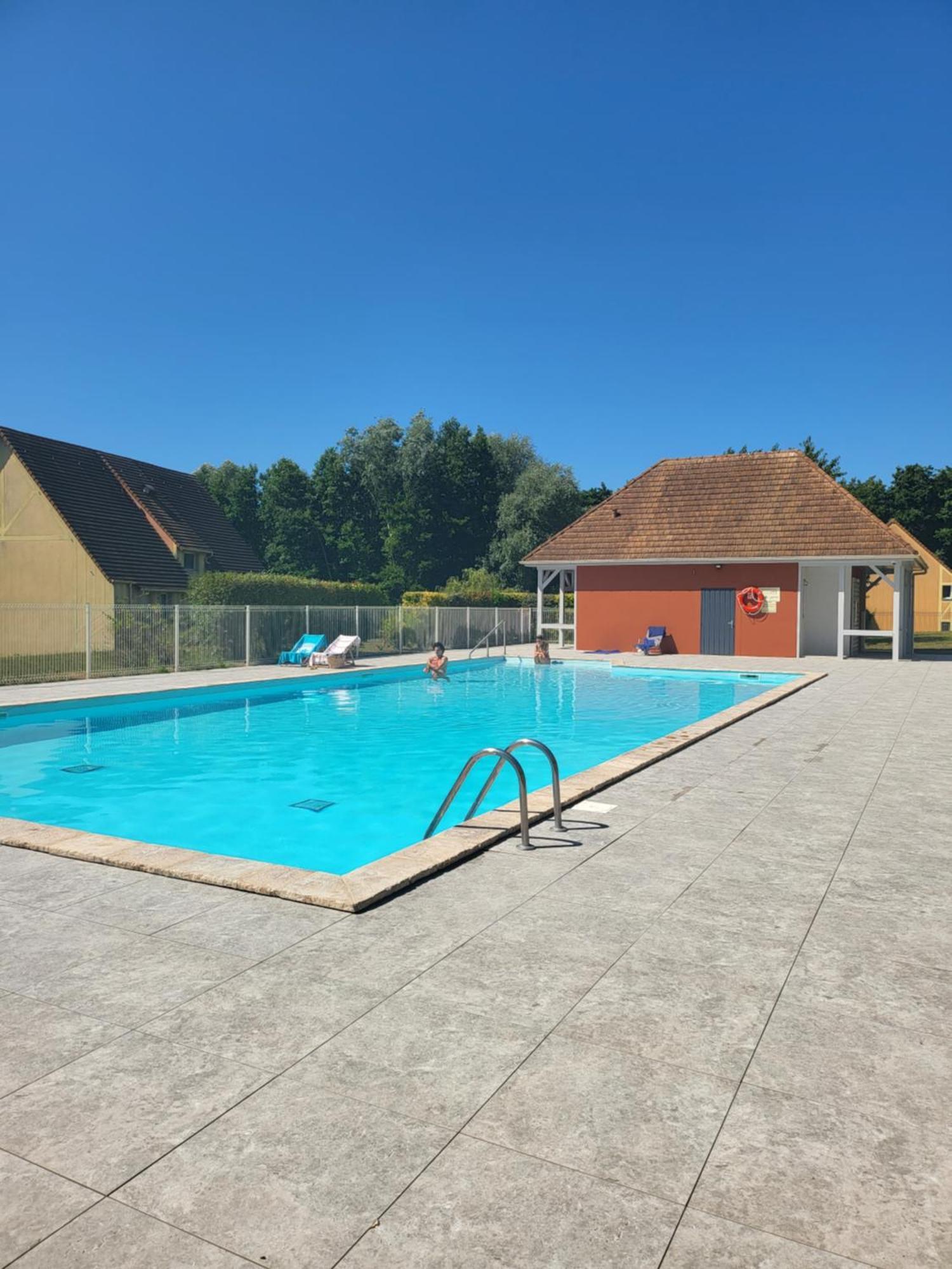 Charmante Petite Villa Sur Deauville Trouville-Sur-Mer Touques Exterior foto